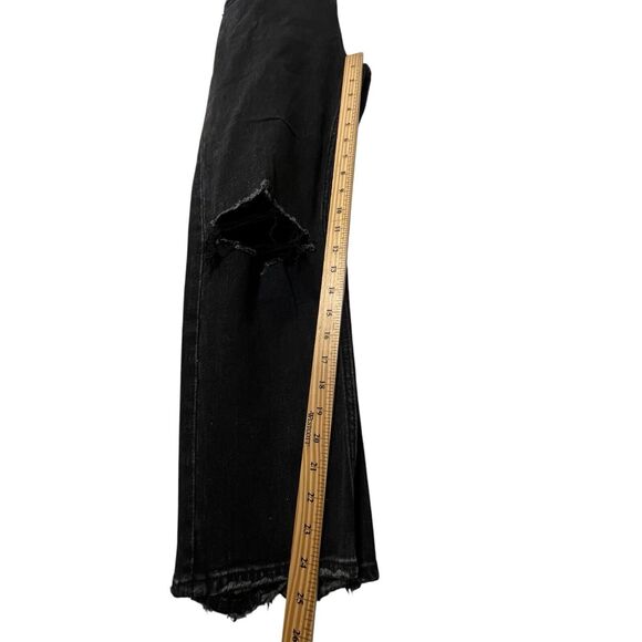 Abercrombie & Fitch Distressed Straight Jeans Women’s Size 27 Short Cropped - Picture 12 of 12